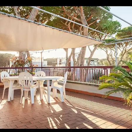 Damazon - Stanza Con Parcheggio Privato Homestay szállás